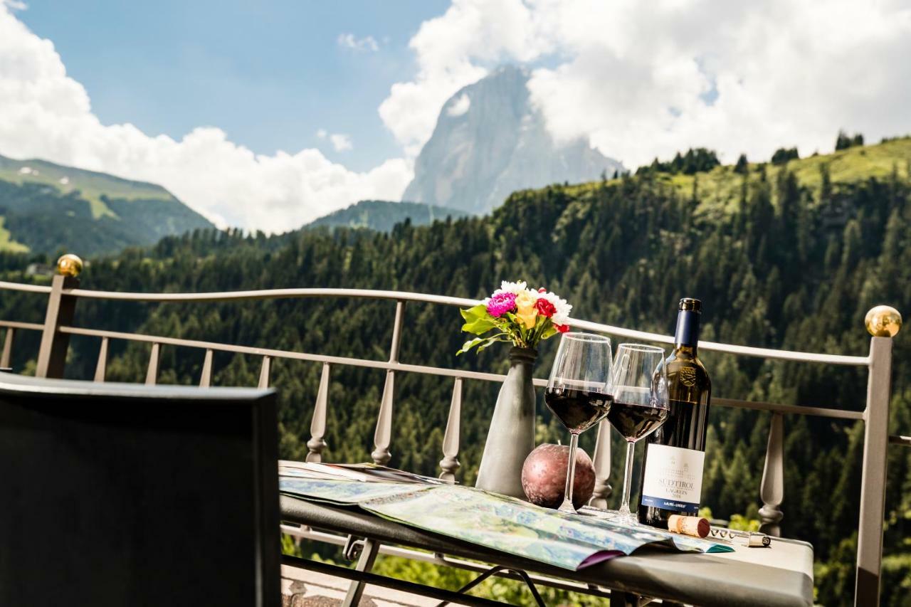 Santa Cristina Val Gardenaアパルタメンティ ヘティーアパートメント エクステリア 写真