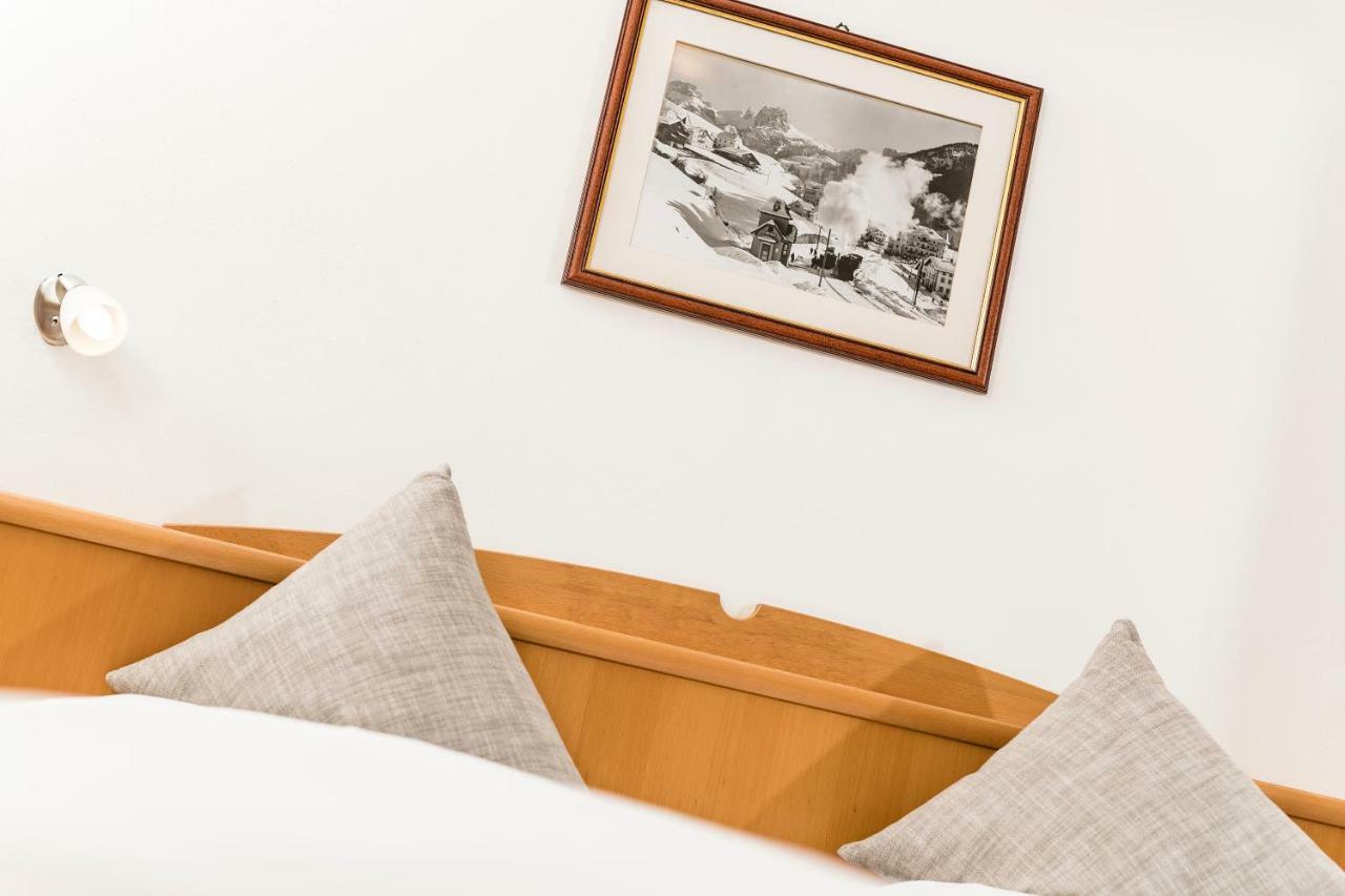 Santa Cristina Val Gardenaアパルタメンティ ヘティーアパートメント エクステリア 写真