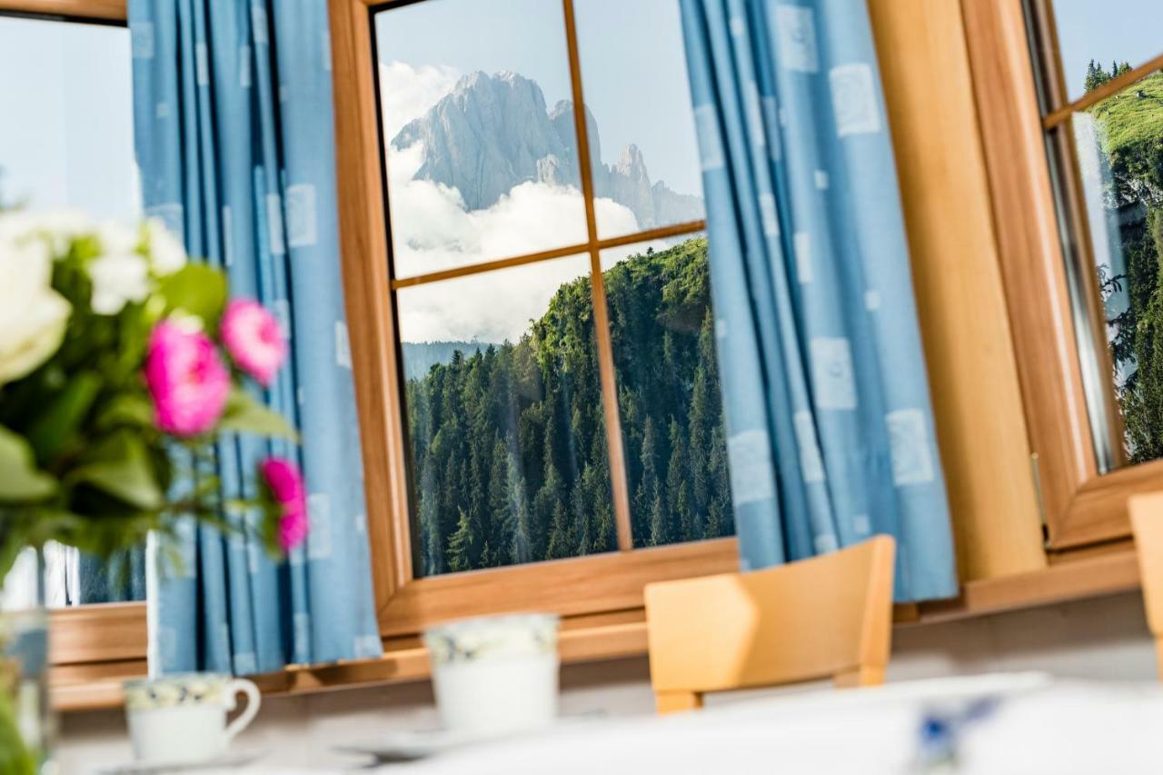 Santa Cristina Val Gardenaアパルタメンティ ヘティーアパートメント エクステリア 写真