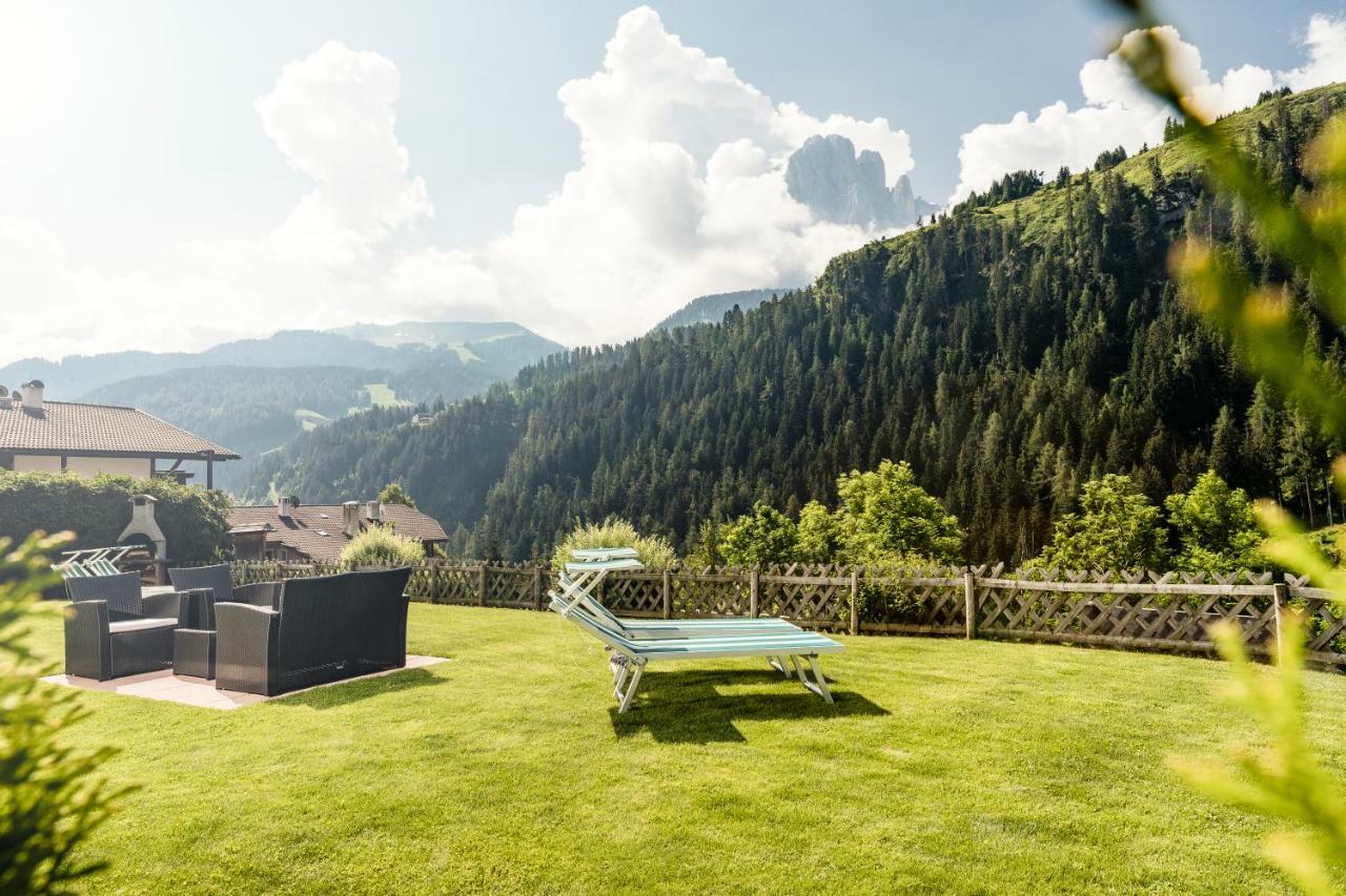 Santa Cristina Val Gardenaアパルタメンティ ヘティーアパートメント エクステリア 写真