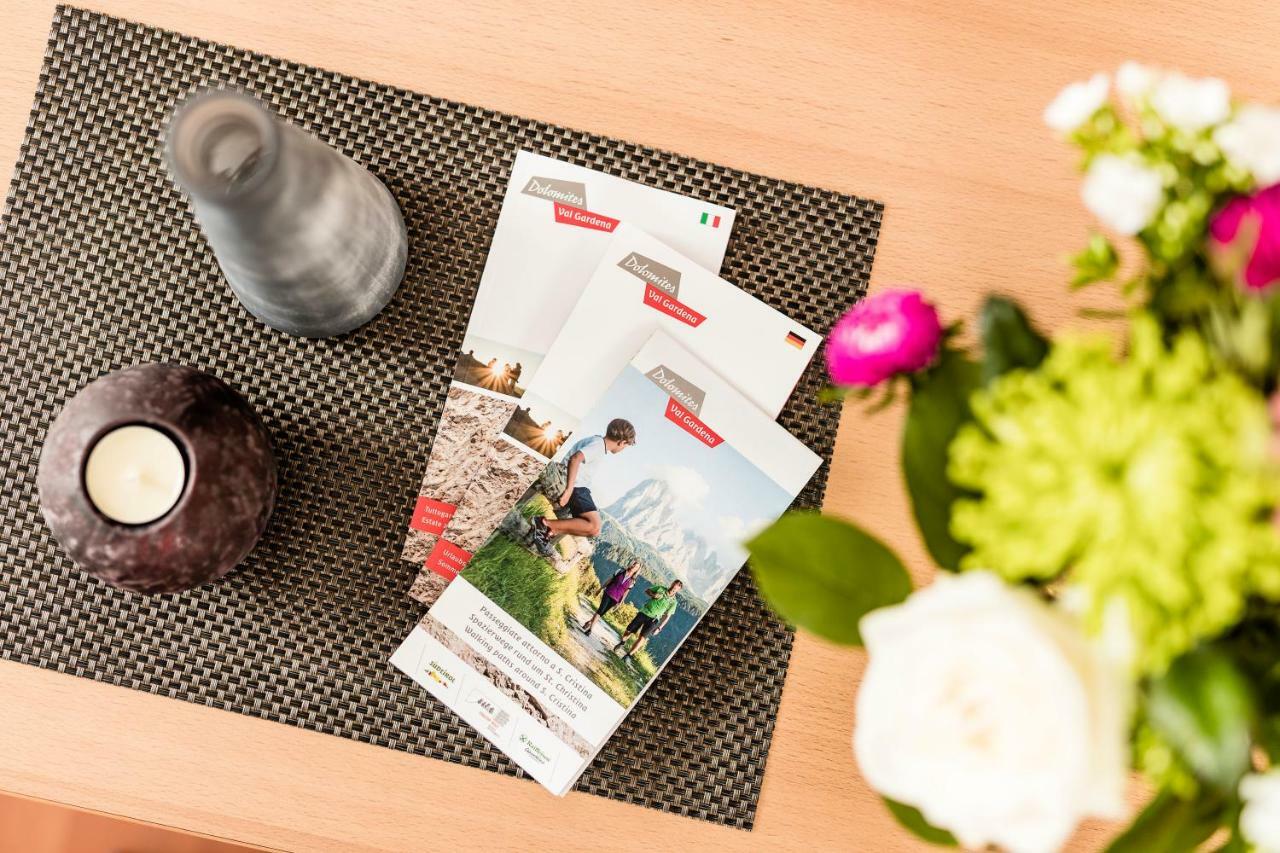 Santa Cristina Val Gardenaアパルタメンティ ヘティーアパートメント エクステリア 写真