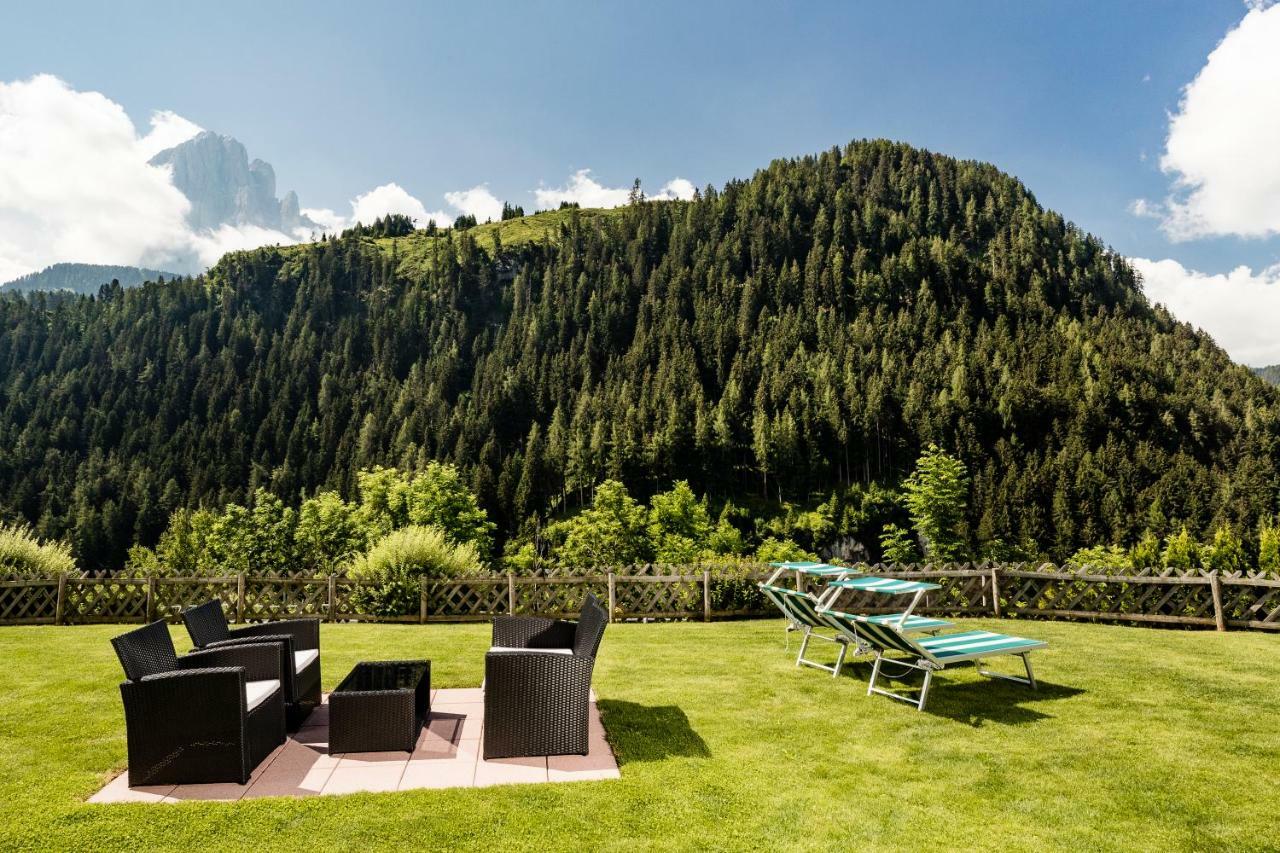 Santa Cristina Val Gardenaアパルタメンティ ヘティーアパートメント エクステリア 写真