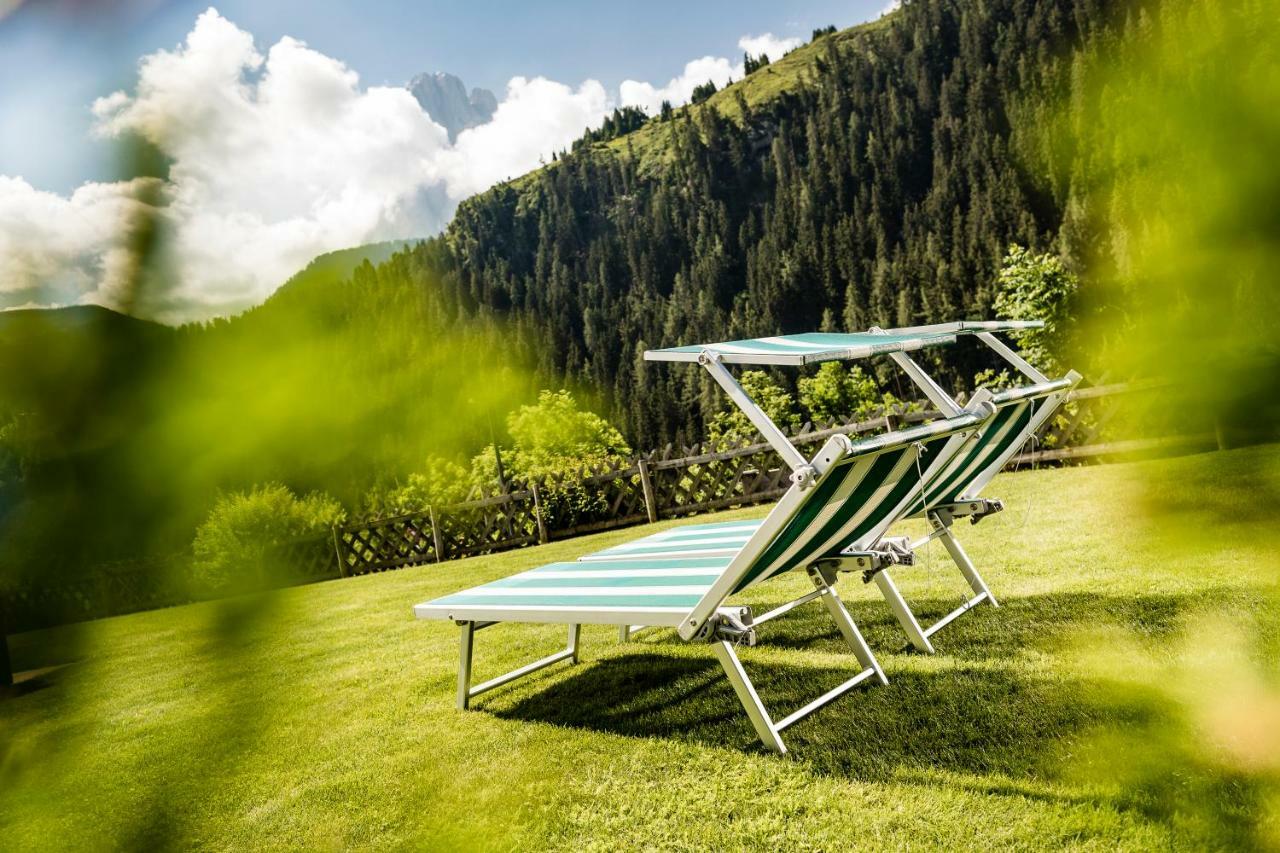 Santa Cristina Val Gardenaアパルタメンティ ヘティーアパートメント エクステリア 写真